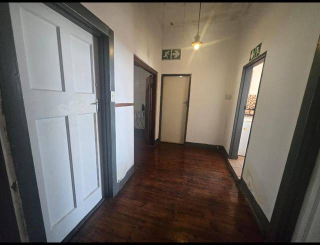 4 BEDROOM HOUSE FOR SALE IN BRIXTON